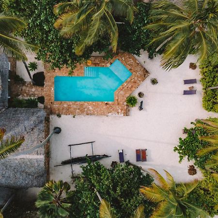 Raha Lodge Zanzibar Boutique Hotel ジャンビアニ エクステリア 写真