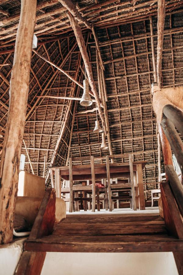 Raha Lodge Zanzibar Boutique Hotel ジャンビアニ エクステリア 写真