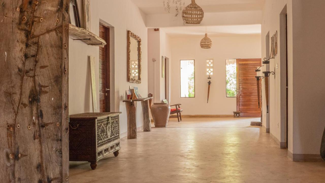 Raha Lodge Zanzibar Boutique Hotel ジャンビアニ エクステリア 写真