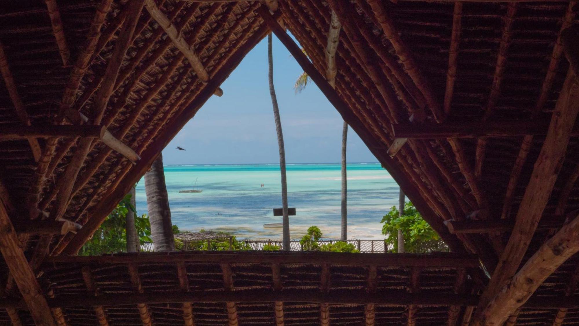 Raha Lodge Zanzibar Boutique Hotel ジャンビアニ エクステリア 写真